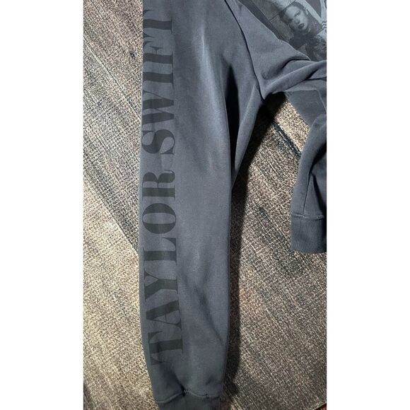 Taylor Swift Eras Tour Gray Black Hoodie XL Official Merch 2023-24 Dates - Picture 6 of 10